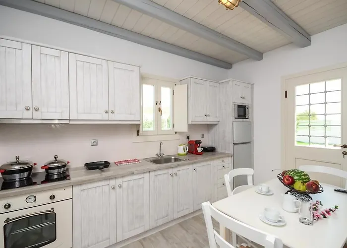 My Naxos Iii Апартаменты *